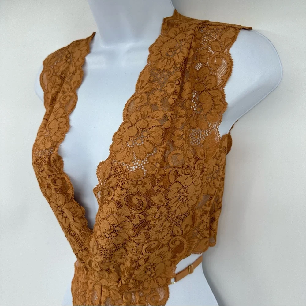 We are Hah Cut to the Chase Lace Bodysuit Brown Sugar Medium New with Tags